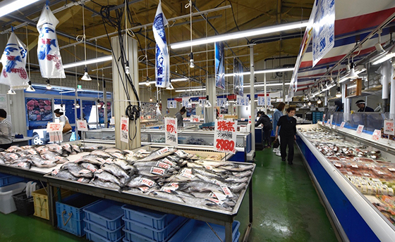 カネカイチ鈴木商店 根室海鮮市場