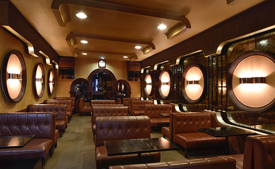 食事と喫茶　ニューモンブラン