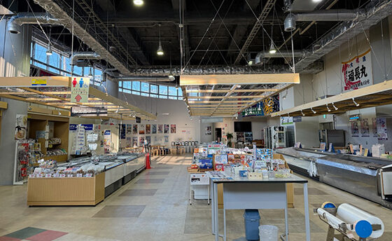 厚岸漁業協同組合直売店 エーウロコ