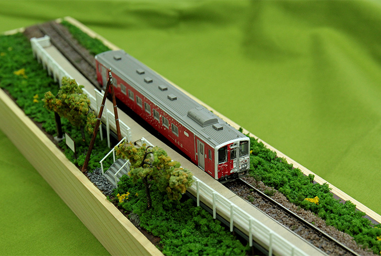 「地球探索鉄道 花咲線」ラッピングトレイン車両模型展示中！