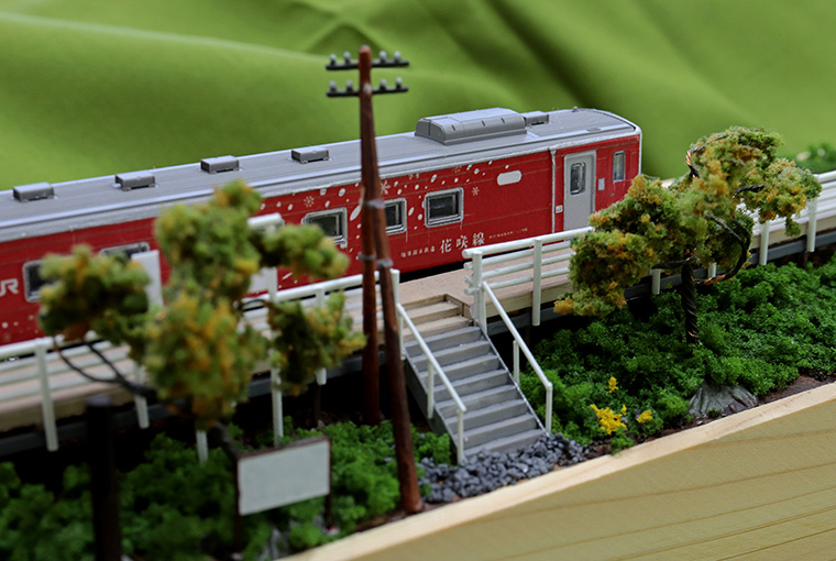 「地球探索鉄道 花咲線」ラッピングトレイン車両模型展示中！