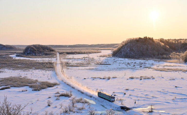 厚岸町　別寒辺⽜湿原の夜明け