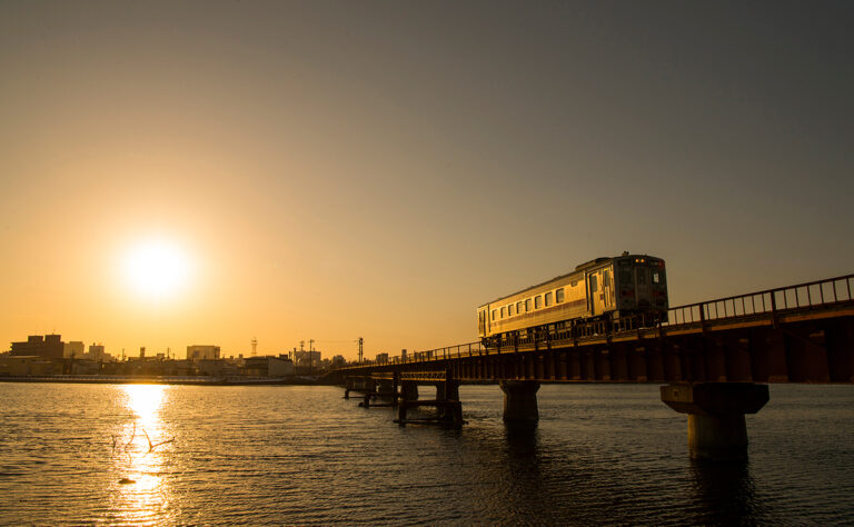 釧路市　釧路川鉄橋