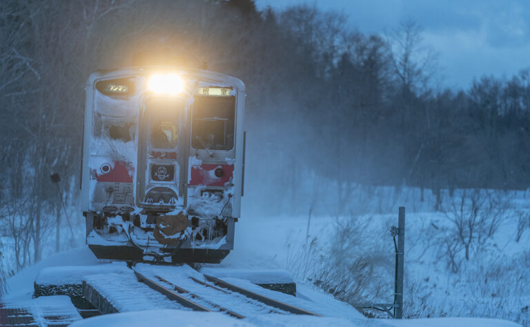 上尾幌駅　キハ54