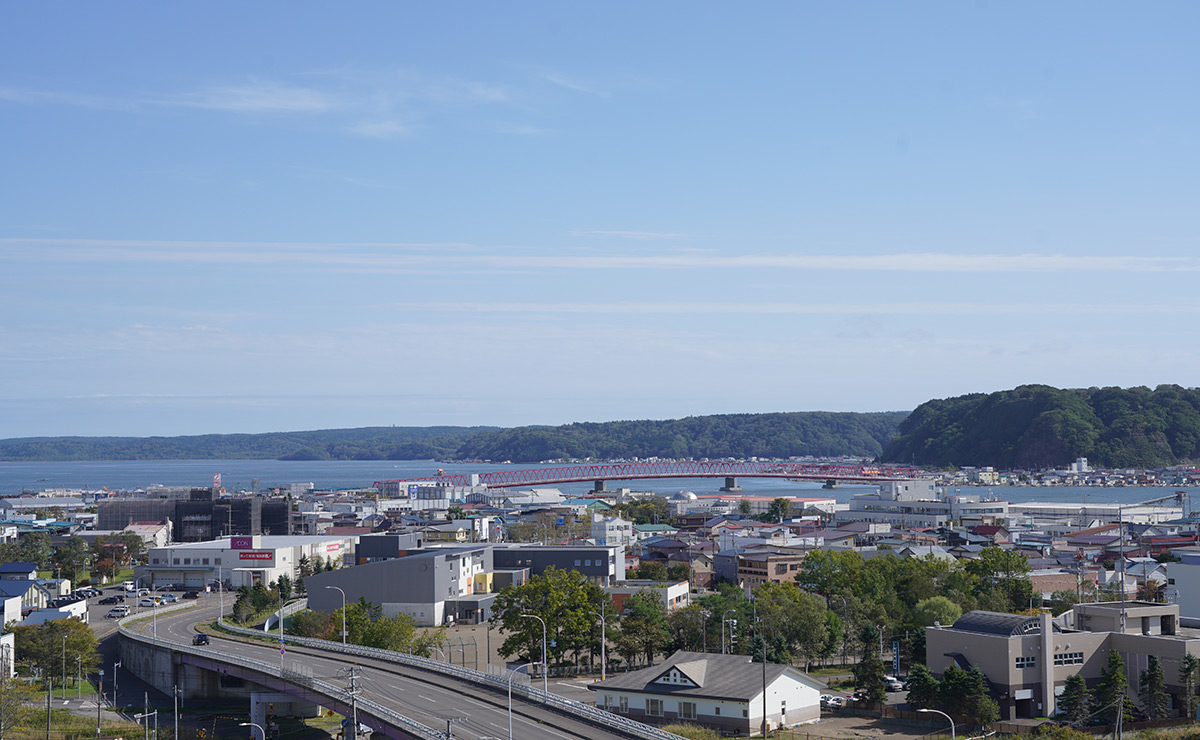 ご当地料理に地元食材。歴史と文化が詰まった、地域の味を堪能する旅。